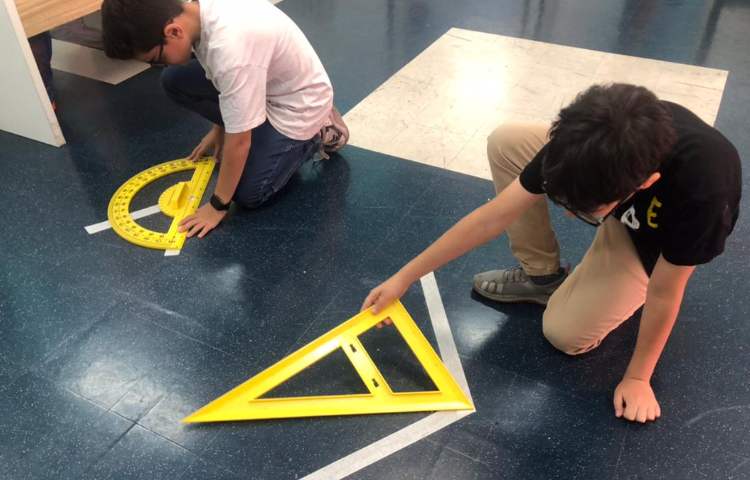 کاربرد علائم نگارشی و اندازه گیری زاویه 1