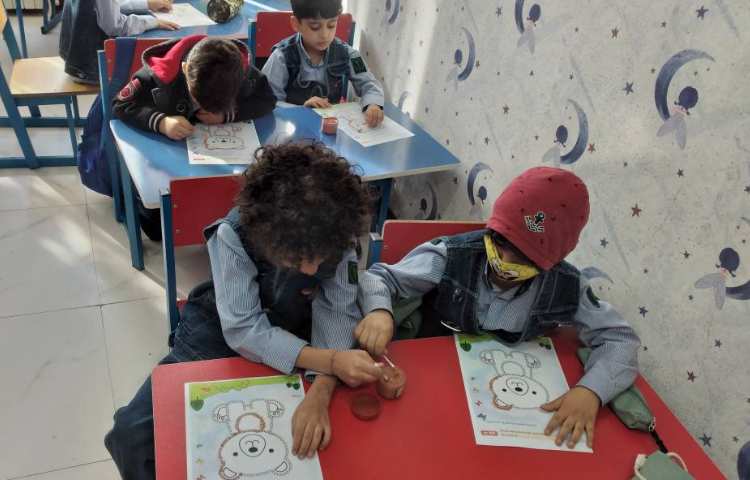 کاربرگ چاپ با رنگ و گوش پاکن 3