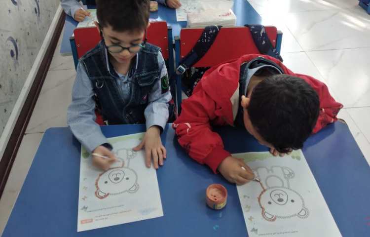 کاربرگ چاپ با رنگ و گوش پاکن 4