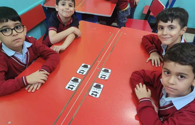 کارت تقدیر از بابا، درس فارسی 1