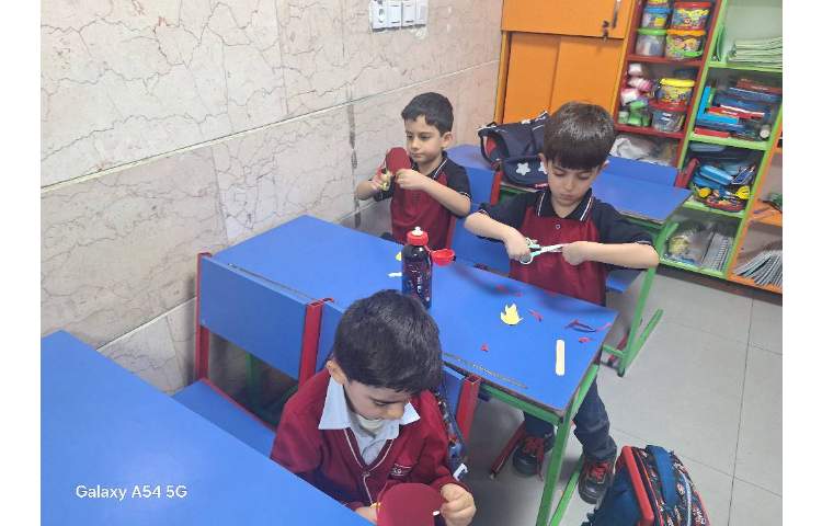 کاردستی آتش زنگ هنر 4