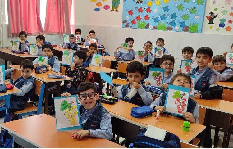 کاردستی انگور برای درس فارسی