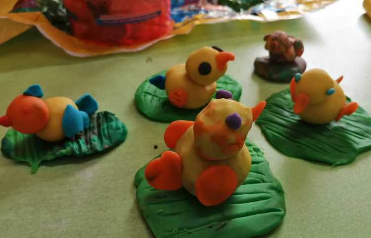 کاردستی با خمیربازی،جوجه 2