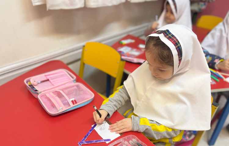 کاردستی با موضوع خانه و خانواده