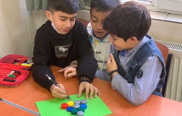 کاردستی با وسایل دور ریختنی 1