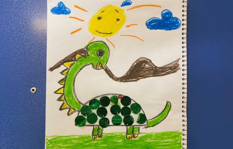 :کاردستی با پولک برای پوشش بدن دایناسور 2