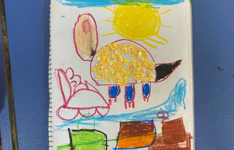 :کاردستی با پولک برای پوشش بدن دایناسور 6