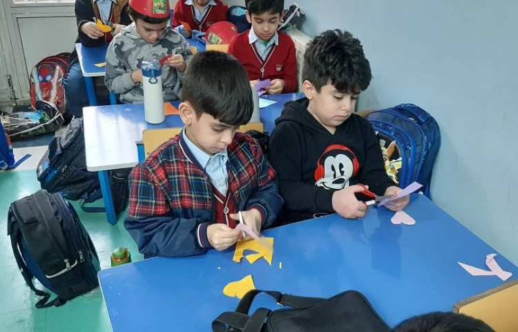 کاردستی به مناسبت روز دوستی 4