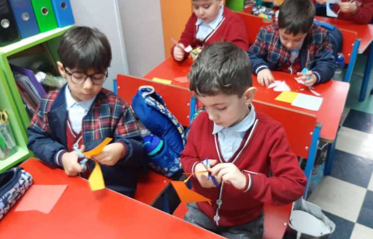 کاردستی به مناسبت روز دوستی 5