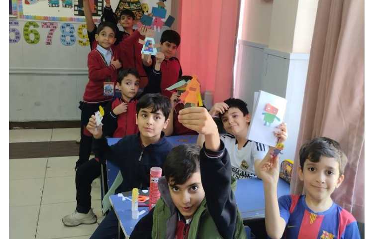 کاردستی ربات 1