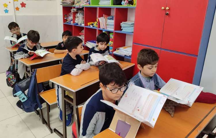 کاردستی رحل قرآن . 1