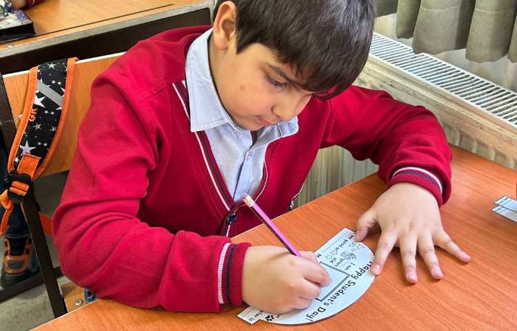 کاردستی روز دانش‌آموز-Happy Student's Day! 1