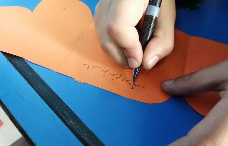 کاردستی روز مادر 9