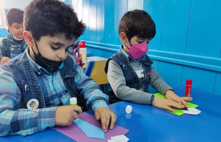 :کاردستی روز پدر و تماس تلفنی با پدران و تبریک روز پدر توسط نوآموزان 4