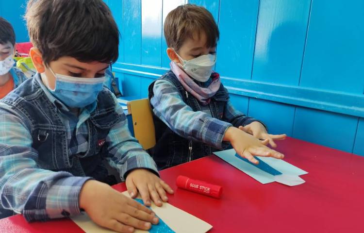 :کاردستی روز پدر و تماس تلفنی با پدران و تبریک روز پدر توسط نوآموزان 5