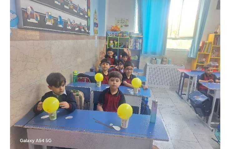 کاردستی زنبور ،کلاس خانم دهقان 1