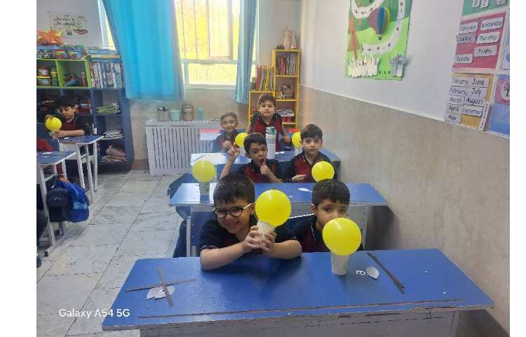 کاردستی زنبور ،کلاس خانم دهقان 2