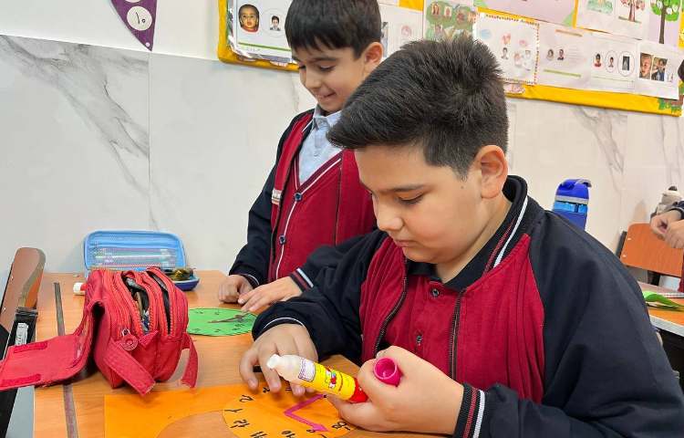 کاردستی ساعت-زنگ Math 4