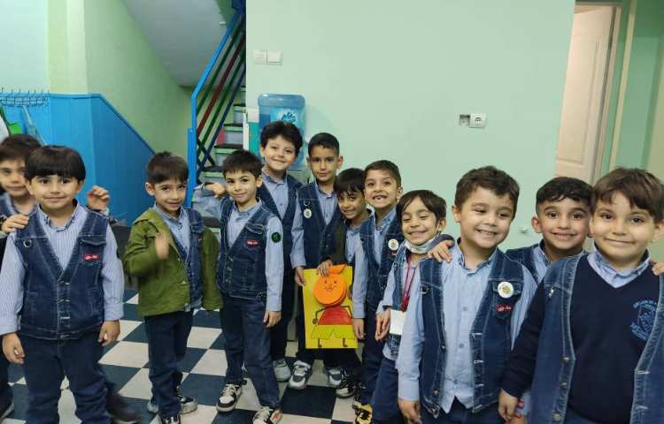 کاردستی صورتک شناخت احساسات مختلف یک انسان