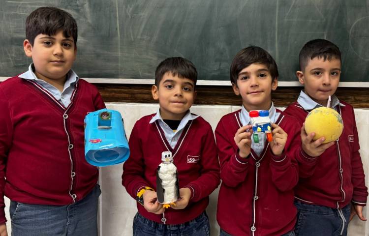 کاردستی علوم با استفاده از وسایل دورریختنی 3