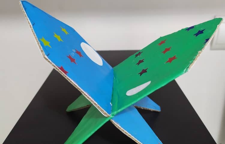 کاردستی علوم با سنگها و رحل قرآن، پایه اول 3