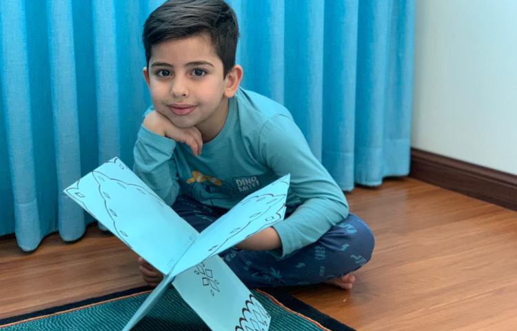 کاردستی علوم با سنگها و رحل قرآن، پایه اول 6