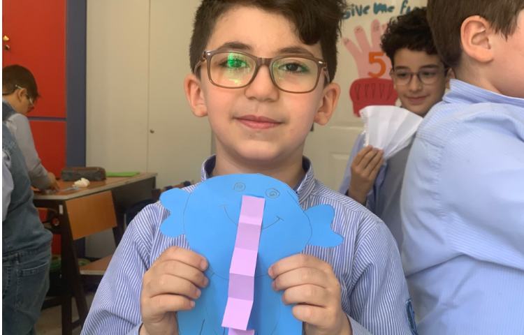 کاردستی فیل با کمک تا کاغذ و اشکال هندسی 1