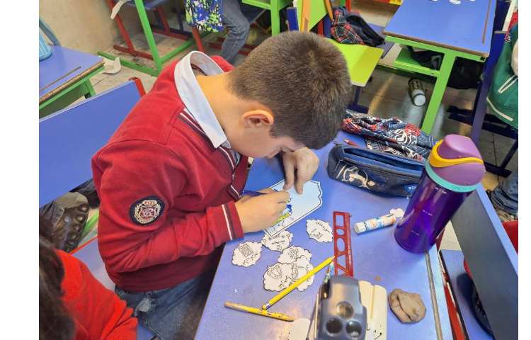 کاردستی مبعث ،پایه سوم خانم جعفری 8