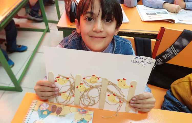 کاردستی مربوط به درس هدیه های آسمان مهربان تر از مادر 3