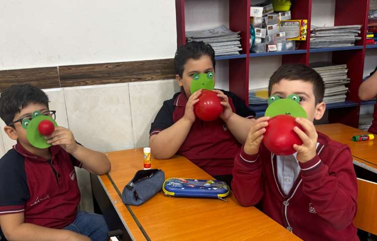 کاردستی مربوط به نشانه‌ی غین (قورباغه) 2