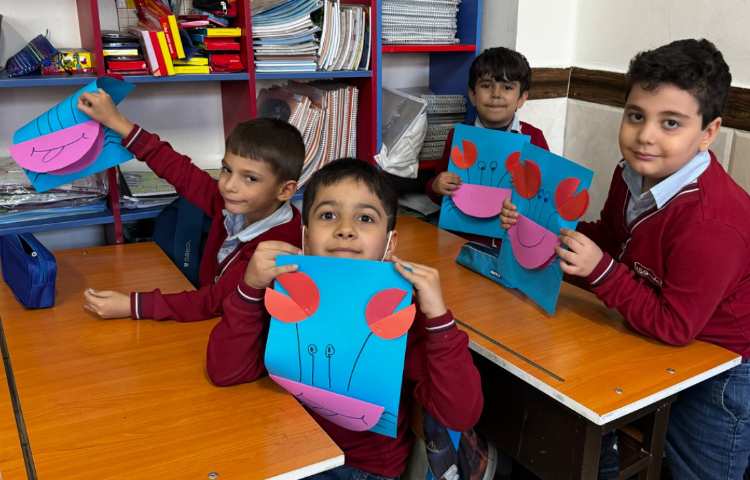 کاردستی نشانه‌ی (چ) 1