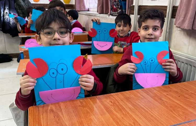 کاردستی نشانه‌ی (چ) 2