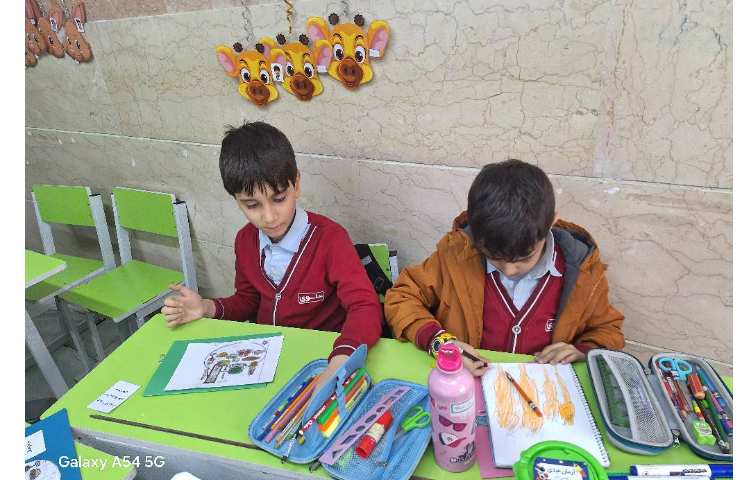 کاردستی نوروز کلاس اول خانم حسینی 3