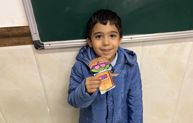 کاردستی هفته‌ی کتاب و کتاب‌خوانی-زنگ زبان عمومی 1