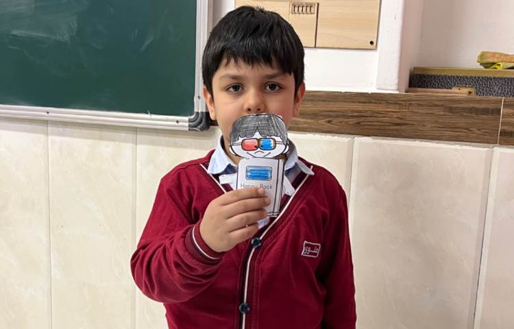 کاردستی هفته‌ی کتاب و کتاب‌خوانی-زنگ زبان عمومی 9