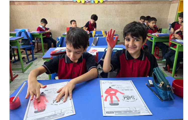 کاردستی و انجام کاربرگ my first of school جهت خوش آمدگویی 11
