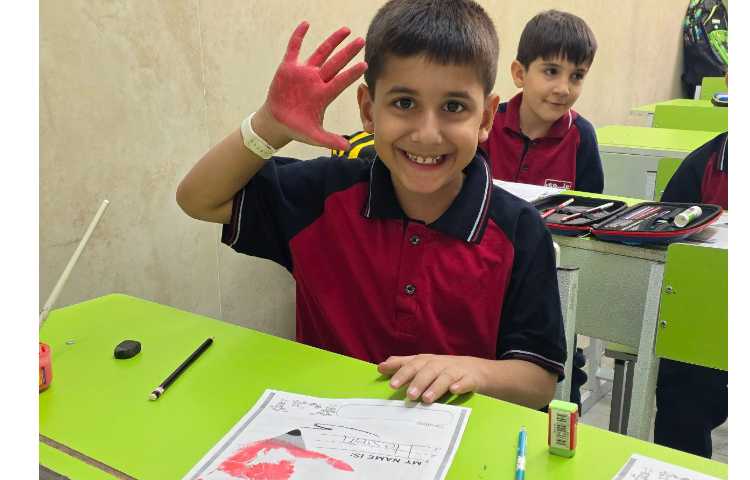 کاردستی و انجام کاربرگ my first of school جهت خوش آمدگویی 2