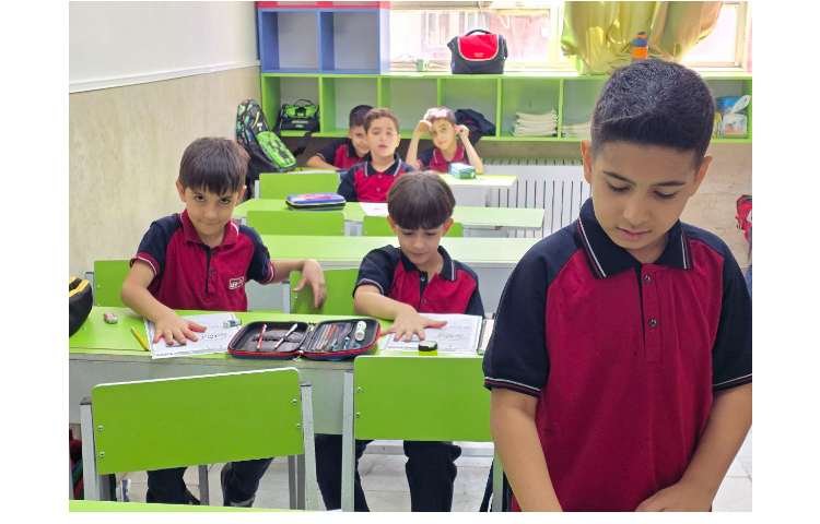 کاردستی و انجام کاربرگ my first of school جهت خوش آمدگویی 3