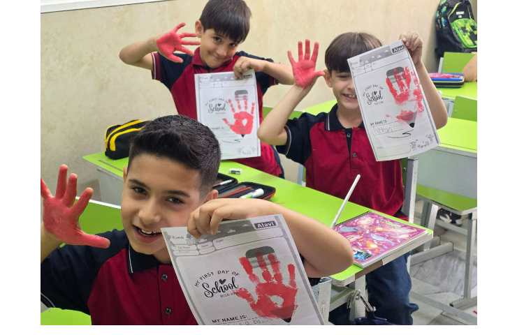 کاردستی و انجام کاربرگ my first of school جهت خوش آمدگویی 6