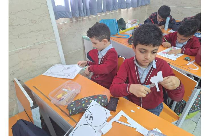 کاردستی و نقاشی به مناسبت دهه ی فجر 4