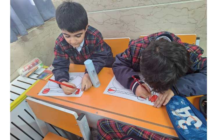 کاردستی و نقاشی به مناسبت دهه ی فجر 5