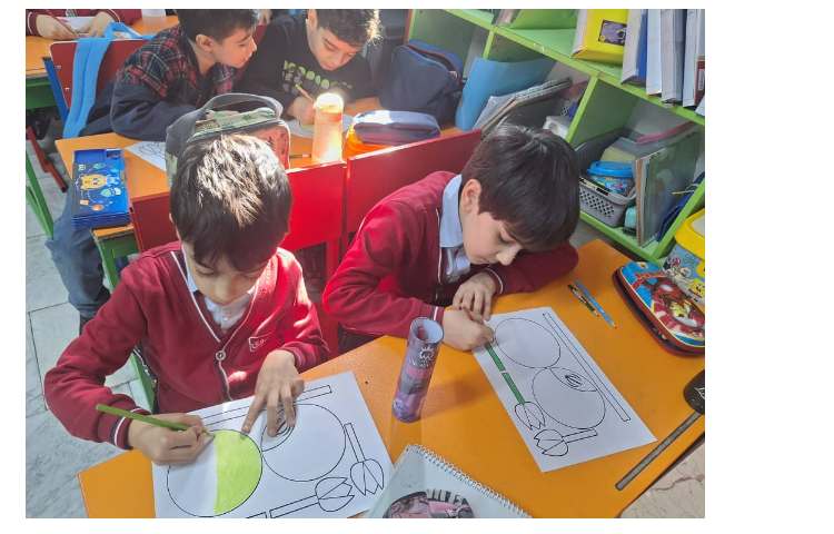 کاردستی و نقاشی به مناسبت دهه ی فجر 6