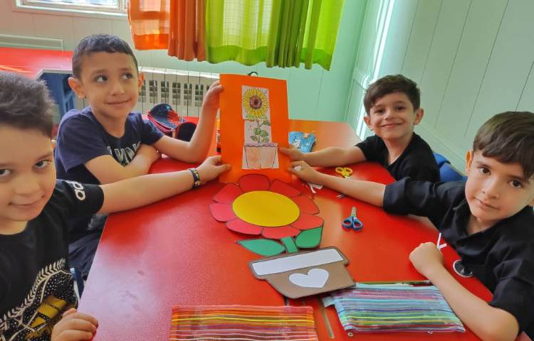 کاردستی پازل گل آشنایی با قسمت های مختلف گیاه 2