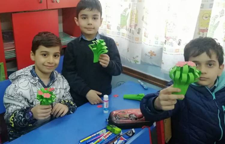 کاردستی کارت پستال روز مادر پایه دوم 4