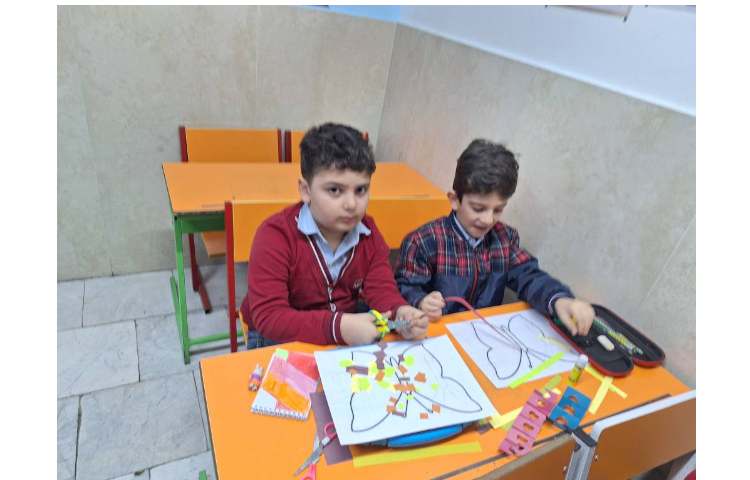 کاردستی کلاژ پروانه پیش دبستان 5