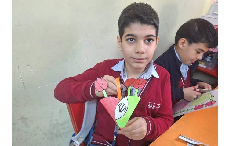 کاردستی 22 بهمن