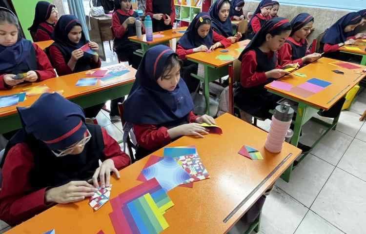 کارسوق هنری (اوریگامی ) دوره دوم 12