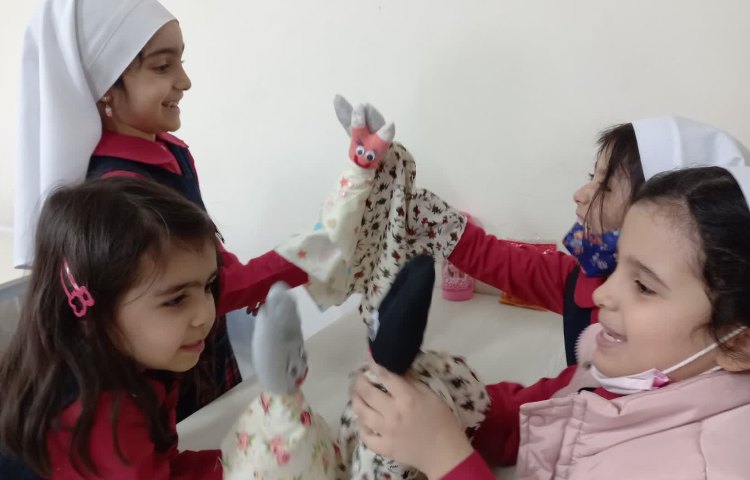 کارگاه عروسکی 1