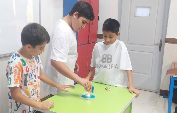 کارگاه علوم مبحث آزمایش فشار هوا 6