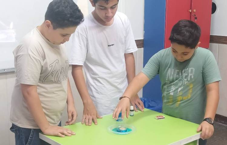 کارگاه علوم مبحث آزمایش فشار هوا 7